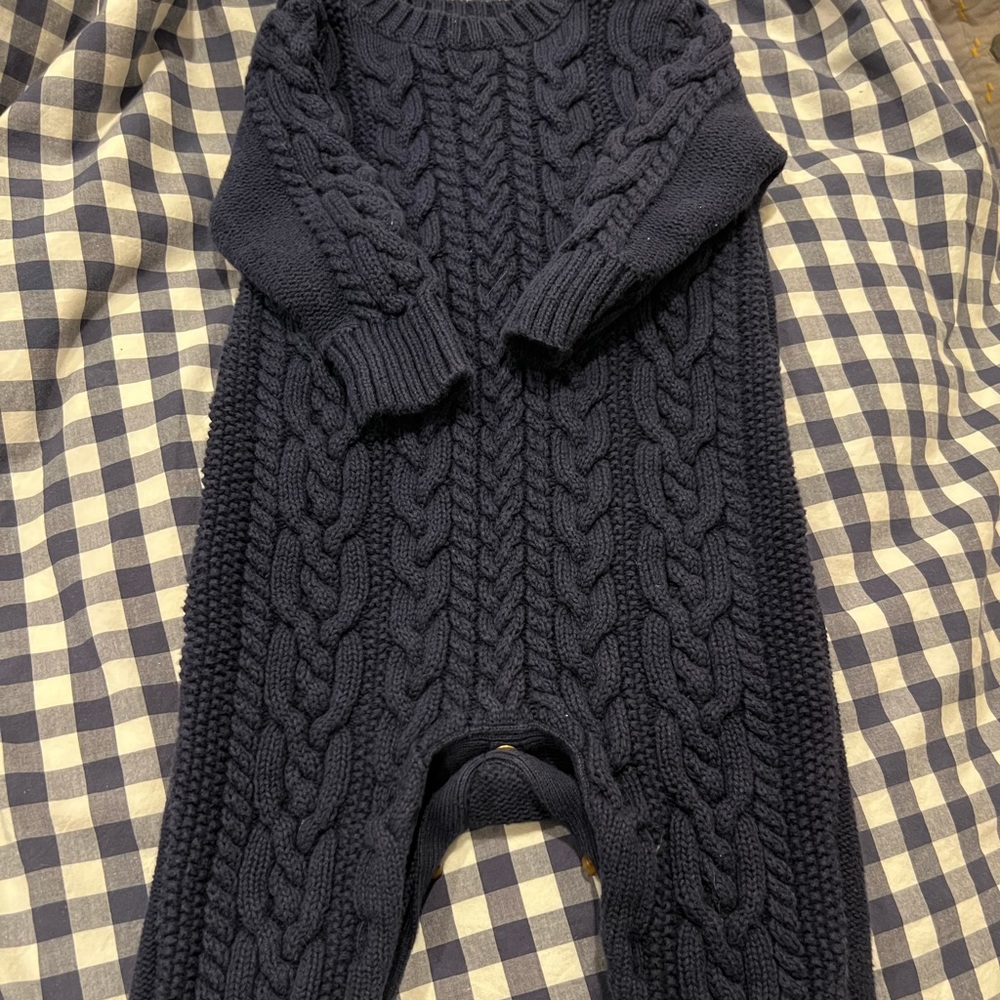 Excellent condition baby gap bodysuit